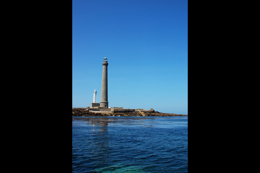 « Vue du phare de l'île Vierge »